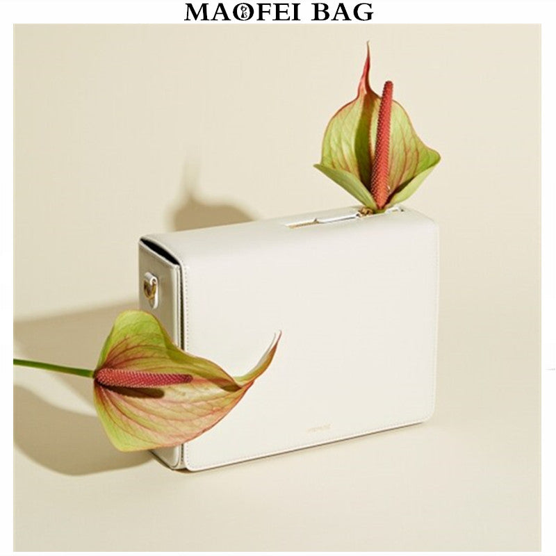 Solid color square box bag