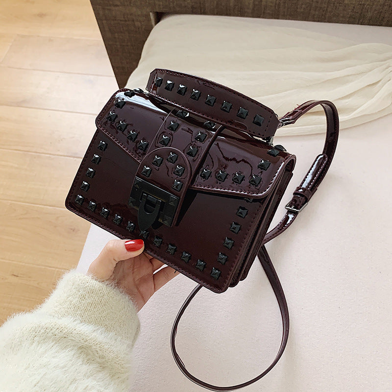 Small square bag patent leather rivet shoulder bag